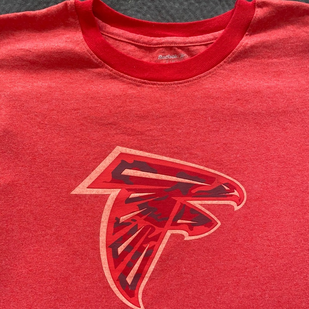 Mens Atlanta Falcons tshirt